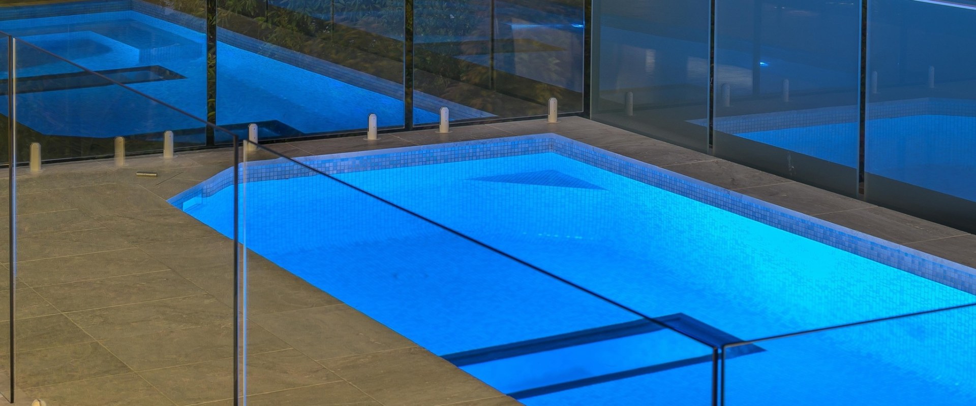 A Clear Advantage: Glass Pool Fencing For Home Staging In Sunshine Coast